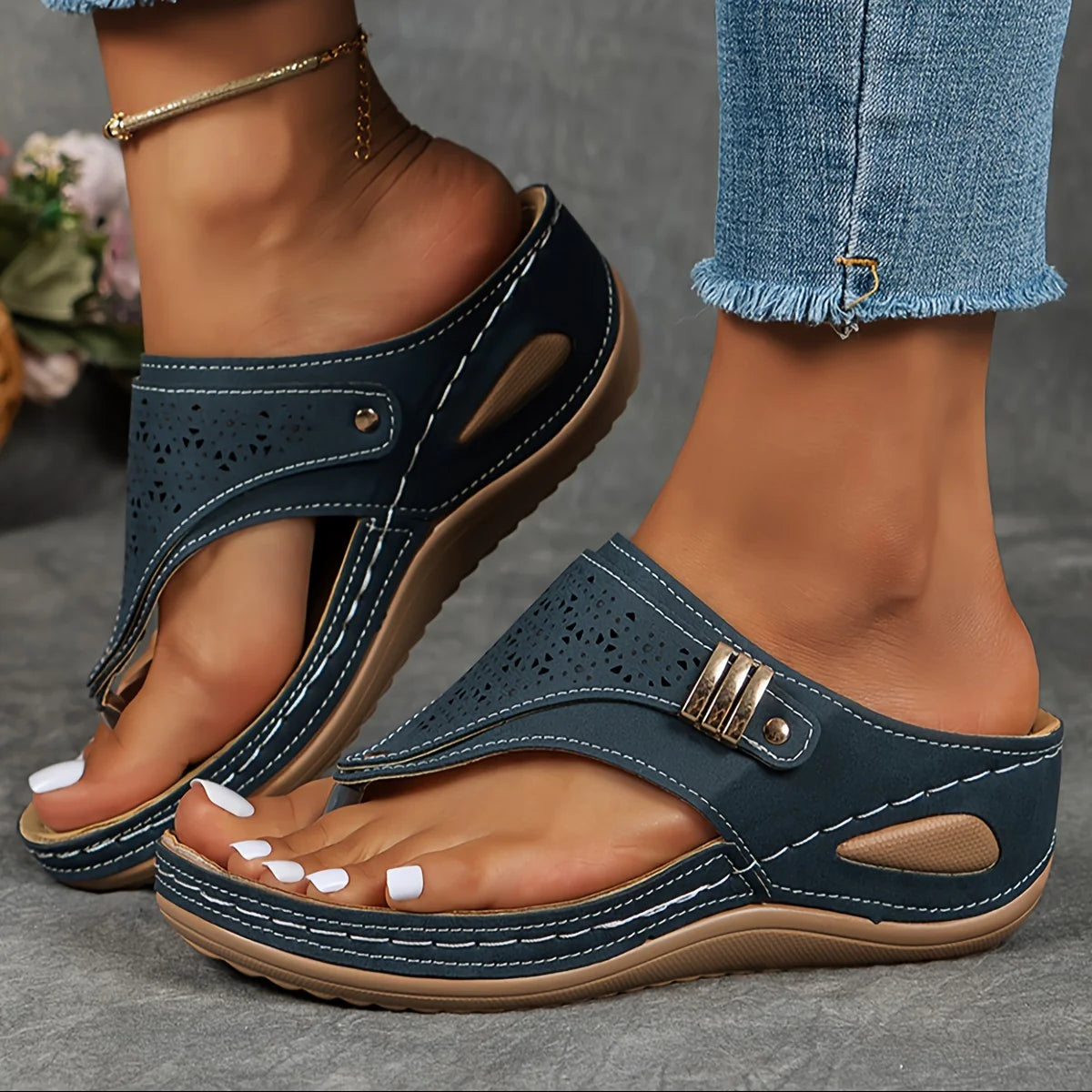 Melodi Sandal | Comfort and Style
