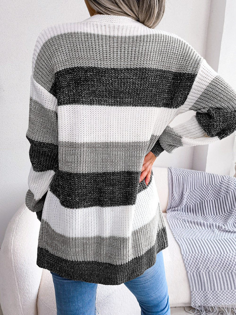 Plaid Lantern Sleeve Cardigan