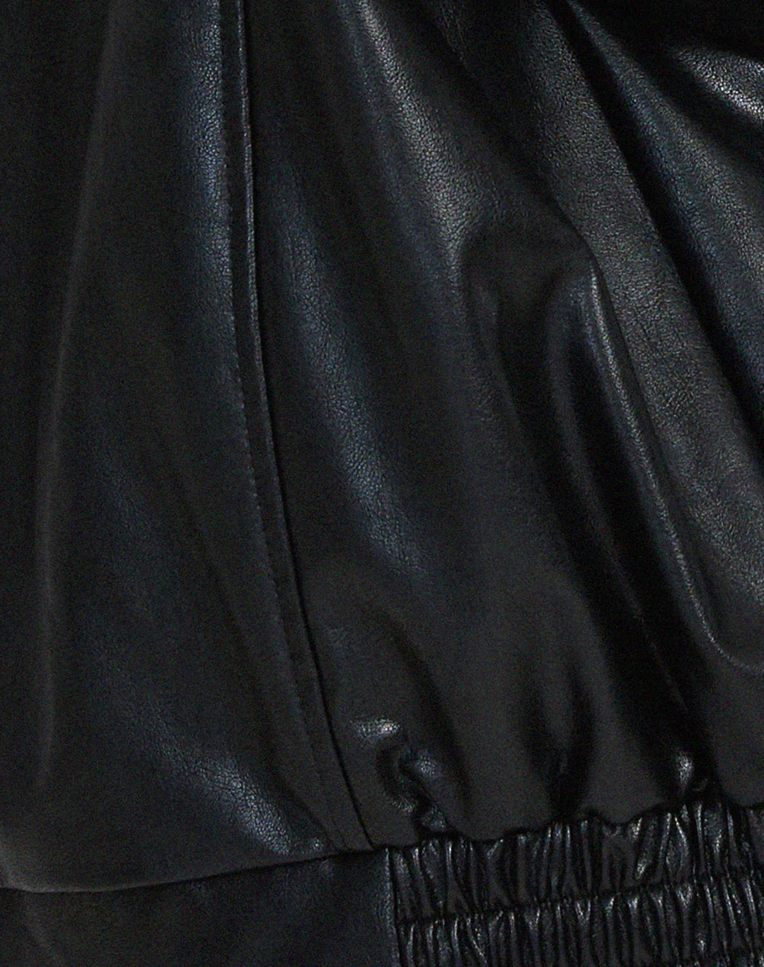 Vélandro Paris | Effortless Elegance