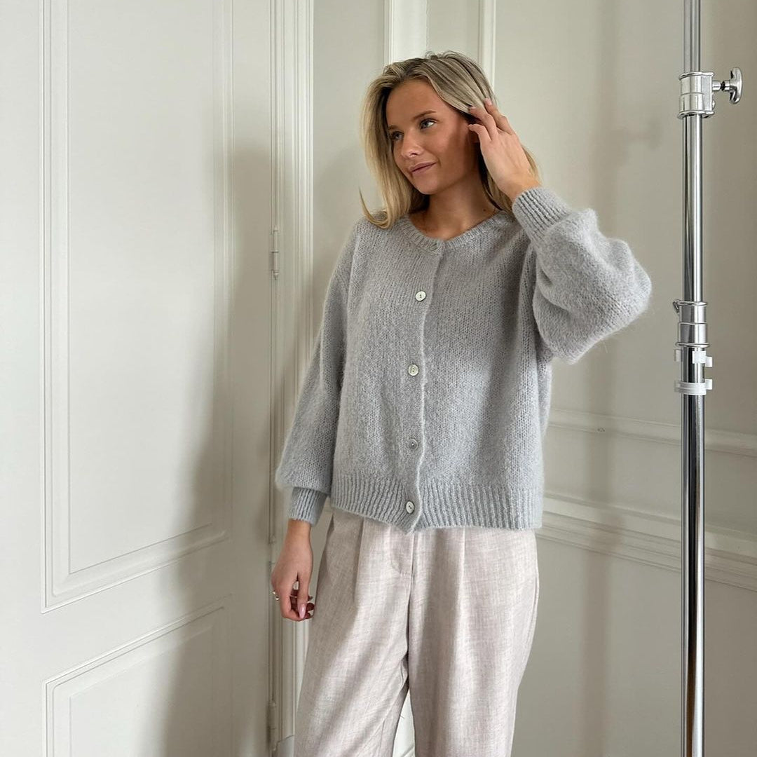 Velora | Chic Essential