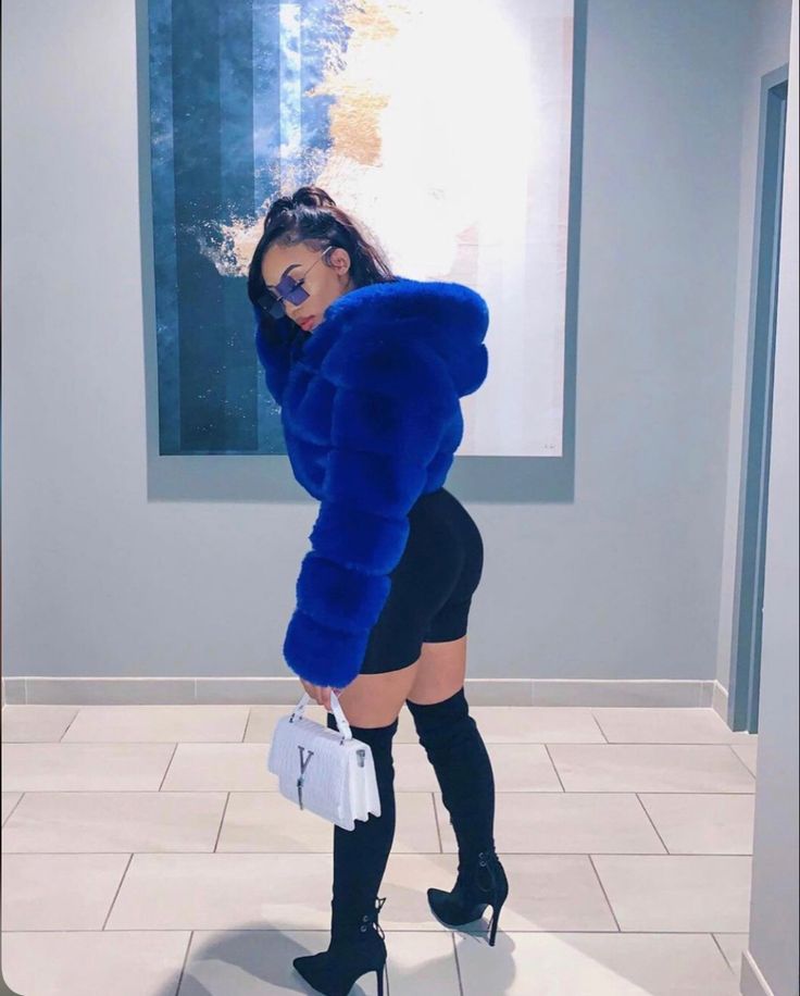 Short coat with fur hood
