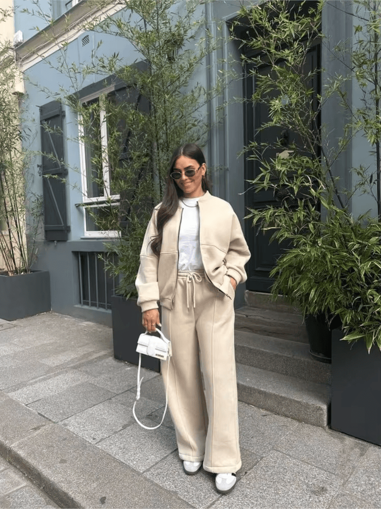 Women's Set Zip-up Jacket and Wide Leg Pants