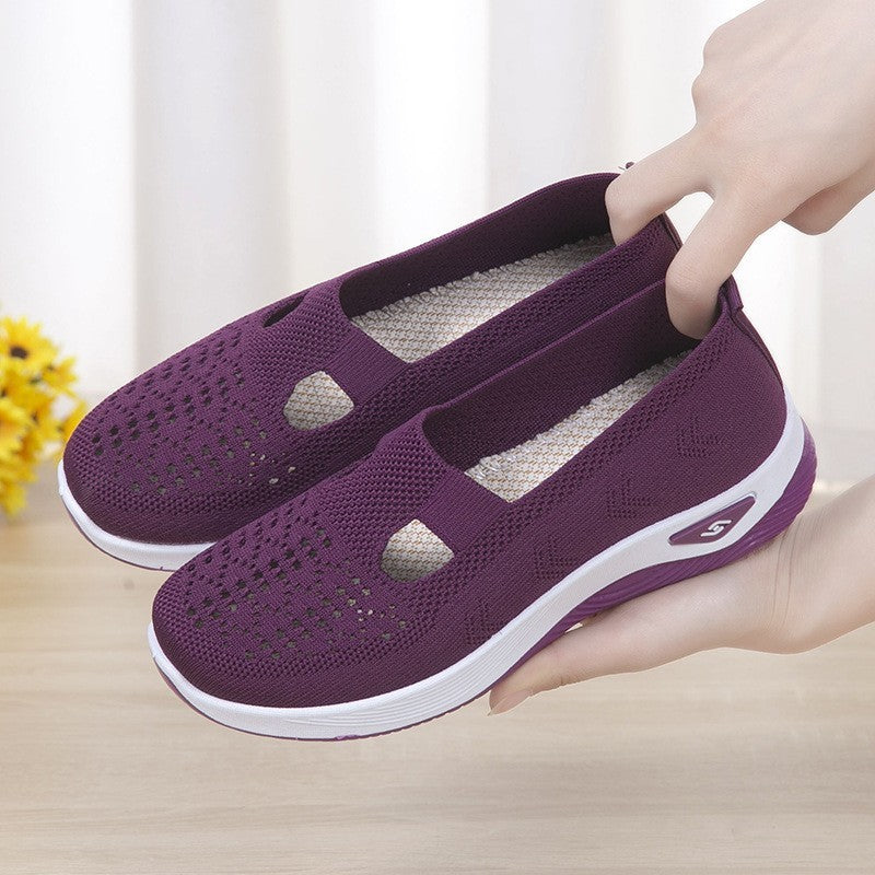 DELIKA | NON-SLIP SHOES